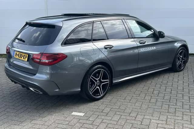 Mercedes-Benz C-Klasse (2020) thumbnail 2