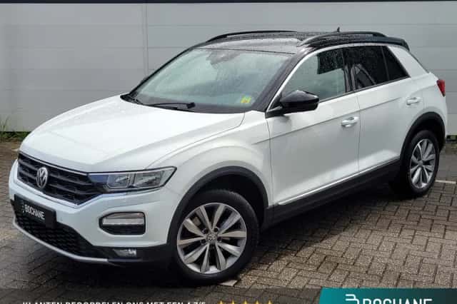 Volkswagen T-Roc (2018) thumbnail 1
