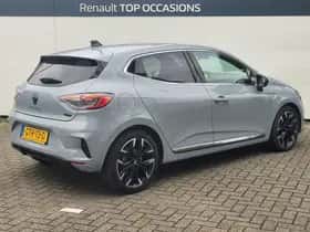 Renault Clio (2024) thumbnail 2