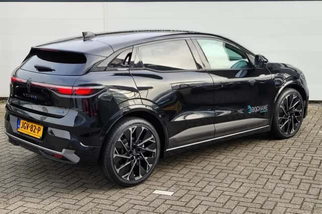 Renault Mégane E-Tech (2025) thumbnail 2