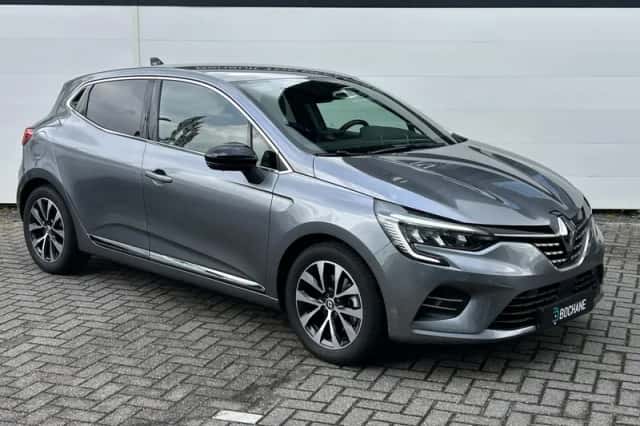 Renault Clio (2023) thumbnail 5