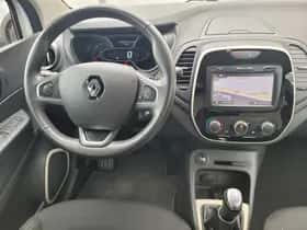 Renault Captur (2019) thumbnail 3