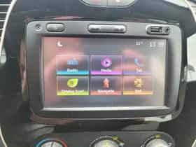 Renault Captur (2019) thumbnail 35