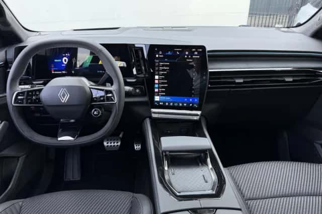 Renault Austral (2025) thumbnail 3