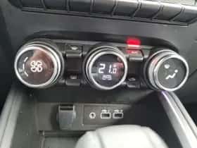 Renault Clio (2024) thumbnail 13