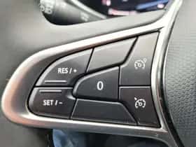 Renault Clio (2024) thumbnail 21