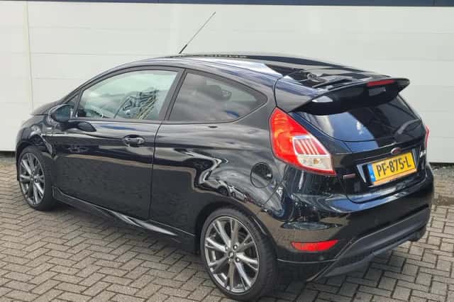 Ford Fiesta (2017) thumbnail 6