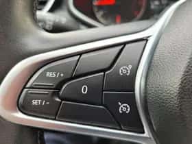 Renault Clio (2020) thumbnail 24
