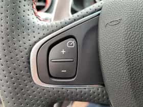 Renault Clio (2018) thumbnail 20