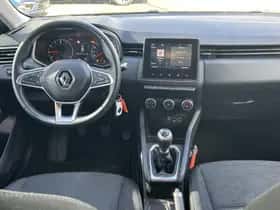 Renault Clio (2021) thumbnail 3