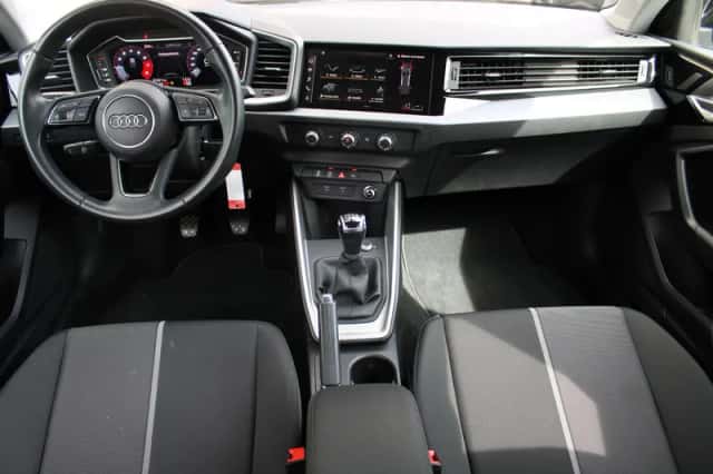 Audi A1 (2021) thumbnail 3