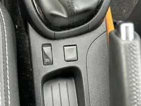 Renault Clio (2018) thumbnail 30