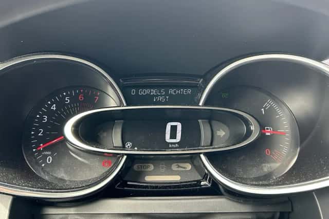Renault Clio (2018) thumbnail 4