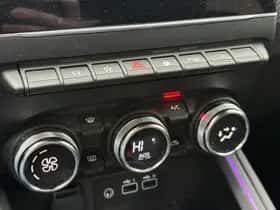 Renault Clio (2023) thumbnail 13