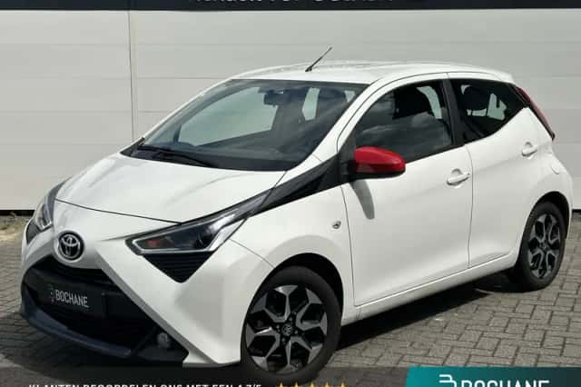 Toyota Aygo (2020) thumbnail 1
