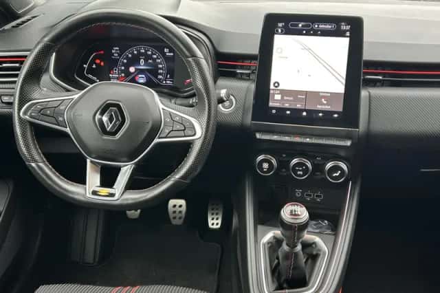 Renault Clio (2021) thumbnail 3