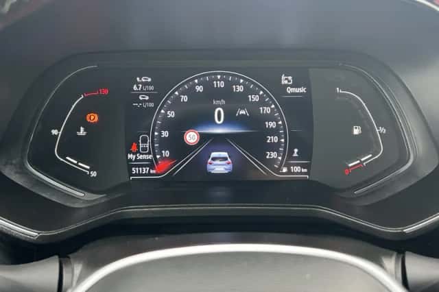Renault Clio (2021) thumbnail 4