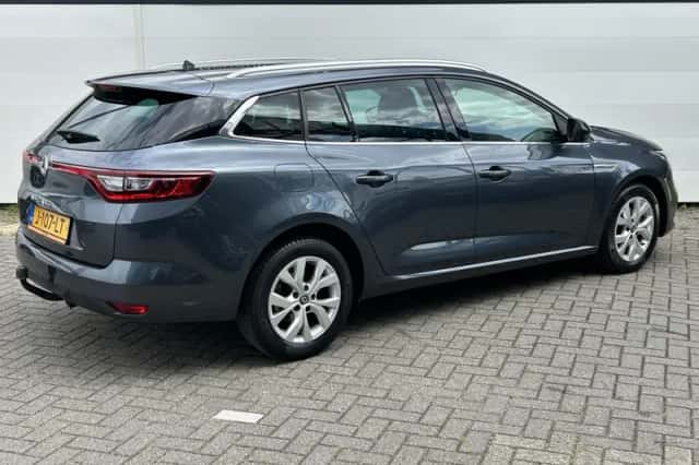 Renault Mégane (2020) thumbnail 2