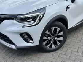 Renault Captur (2024) thumbnail 24