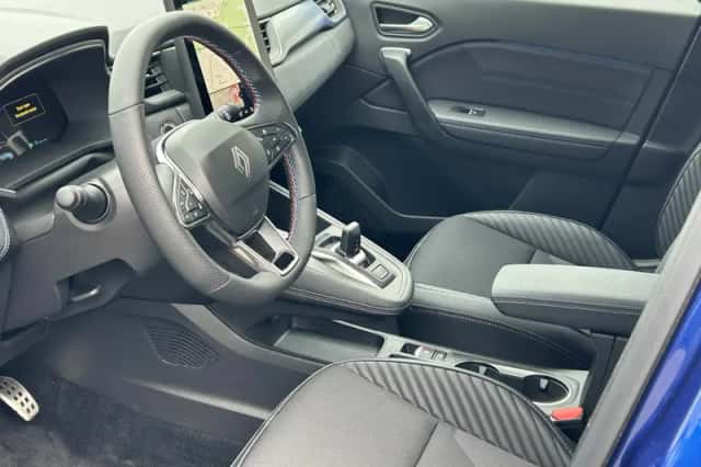 Renault Captur (2026) thumbnail 4