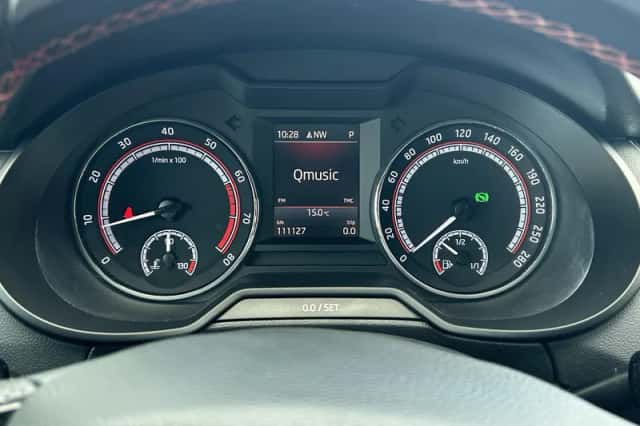 Škoda Octavia (2019) thumbnail 4