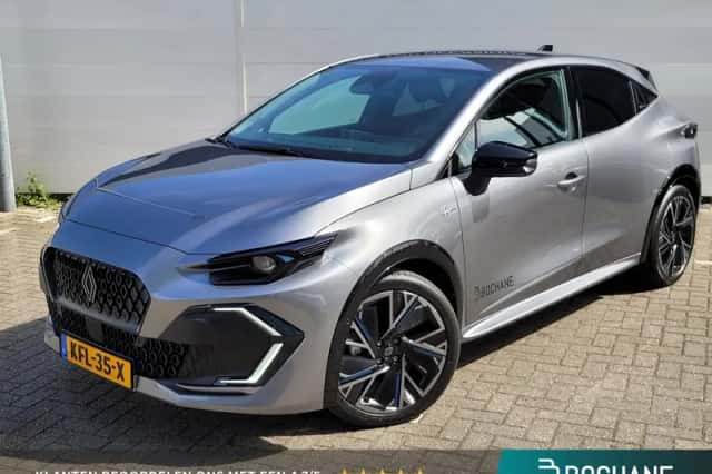 Renault Clio (2026) thumbnail 1