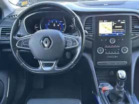 Renault Mégane (2019) thumbnail 3