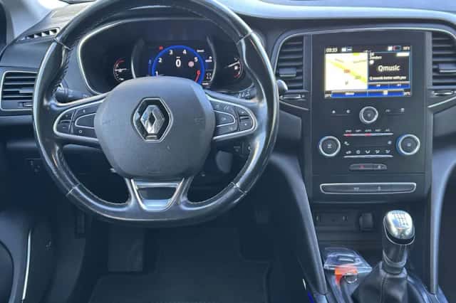 Renault Mégane (2019) thumbnail 3