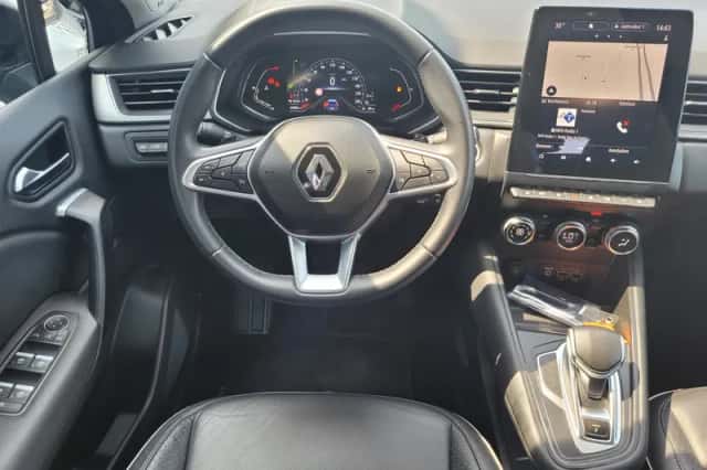 Renault Captur (2021) thumbnail 3