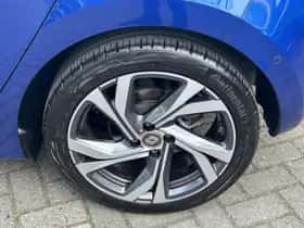 Renault Clio (2019) thumbnail 25