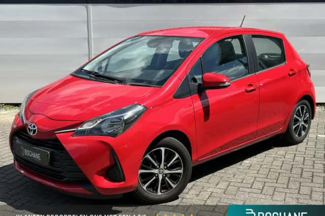 Toyota Yaris (2020) thumbnail 1