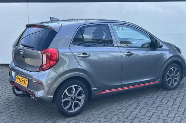 Kia Picanto (2023) thumbnail 2