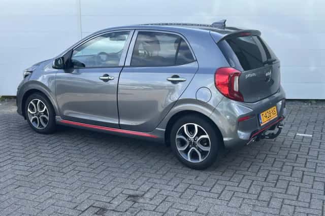Kia Picanto (2023) thumbnail 6