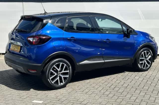 Renault Captur (2018) thumbnail 2