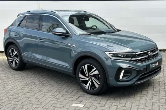 Volkswagen T-Roc (2023) thumbnail 5