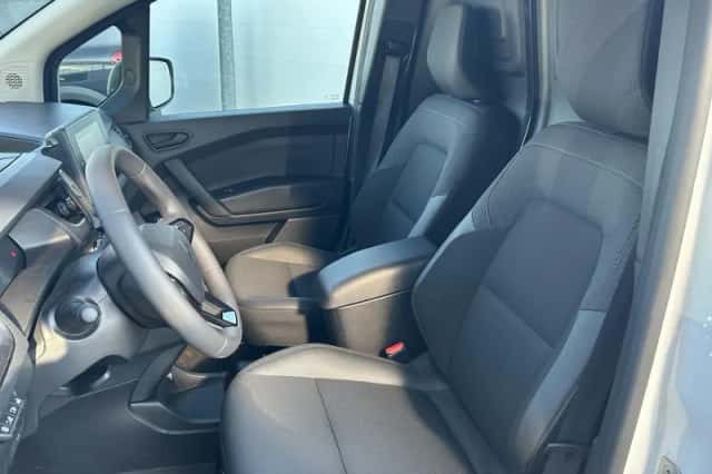 Renault Kangoo (2025) thumbnail 6