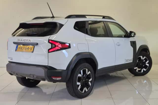 Dacia Duster (2025) thumbnail 2