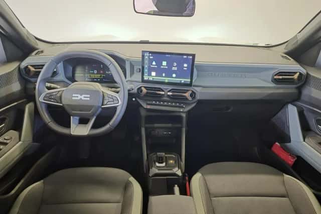 Dacia Duster (2025) thumbnail 3