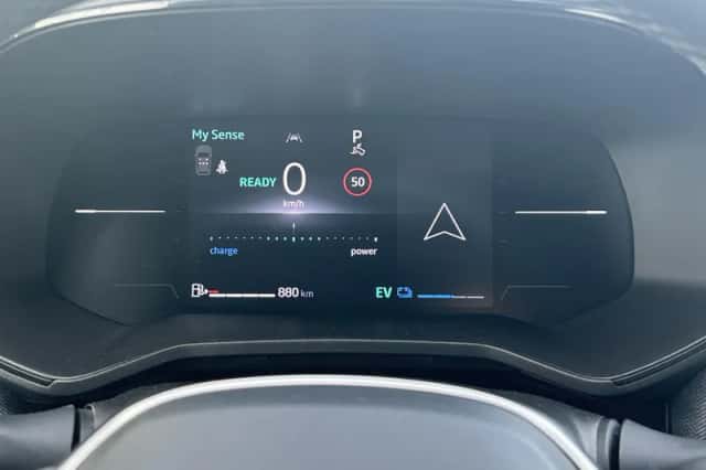 Renault Clio (2025) thumbnail 4