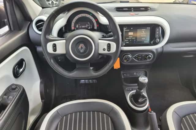 Renault Twingo (2021) thumbnail 3