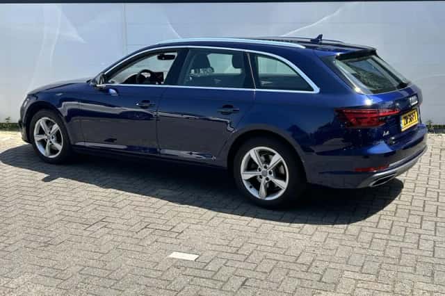 Audi A4 (2019) thumbnail 5