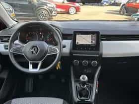 Renault Clio (2023) thumbnail 3