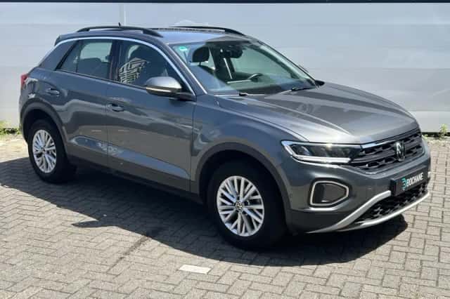 Volkswagen T-Roc (2023) thumbnail 5