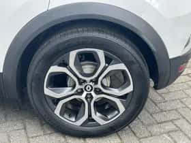 Renault Captur (2024) thumbnail 26