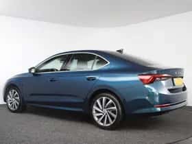 Škoda Octavia (2021) thumbnail 5