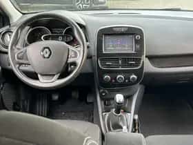 Renault Clio (2018) thumbnail 3