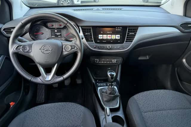 Opel Crossland X (2020) thumbnail 3