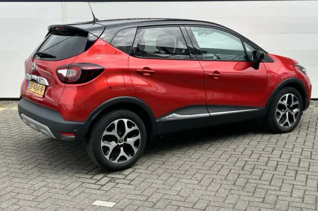 Renault Captur (2019) thumbnail 2