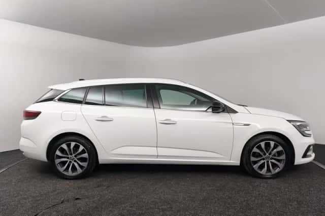 Renault Mégane (2024) thumbnail 3