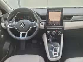 Renault Captur (2021) thumbnail 3